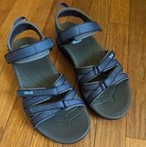 BRAND NEW TEVA sandals